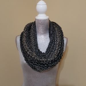 🔮NWOT Infinity Scarf